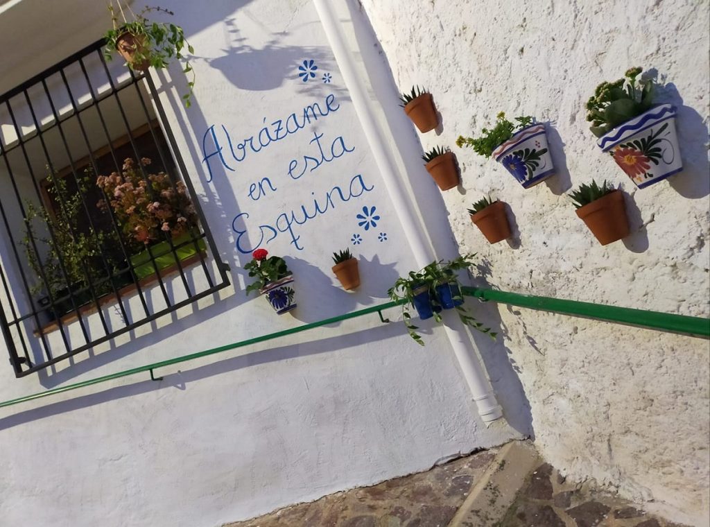 Inauguramos la esquina de los abrazos.