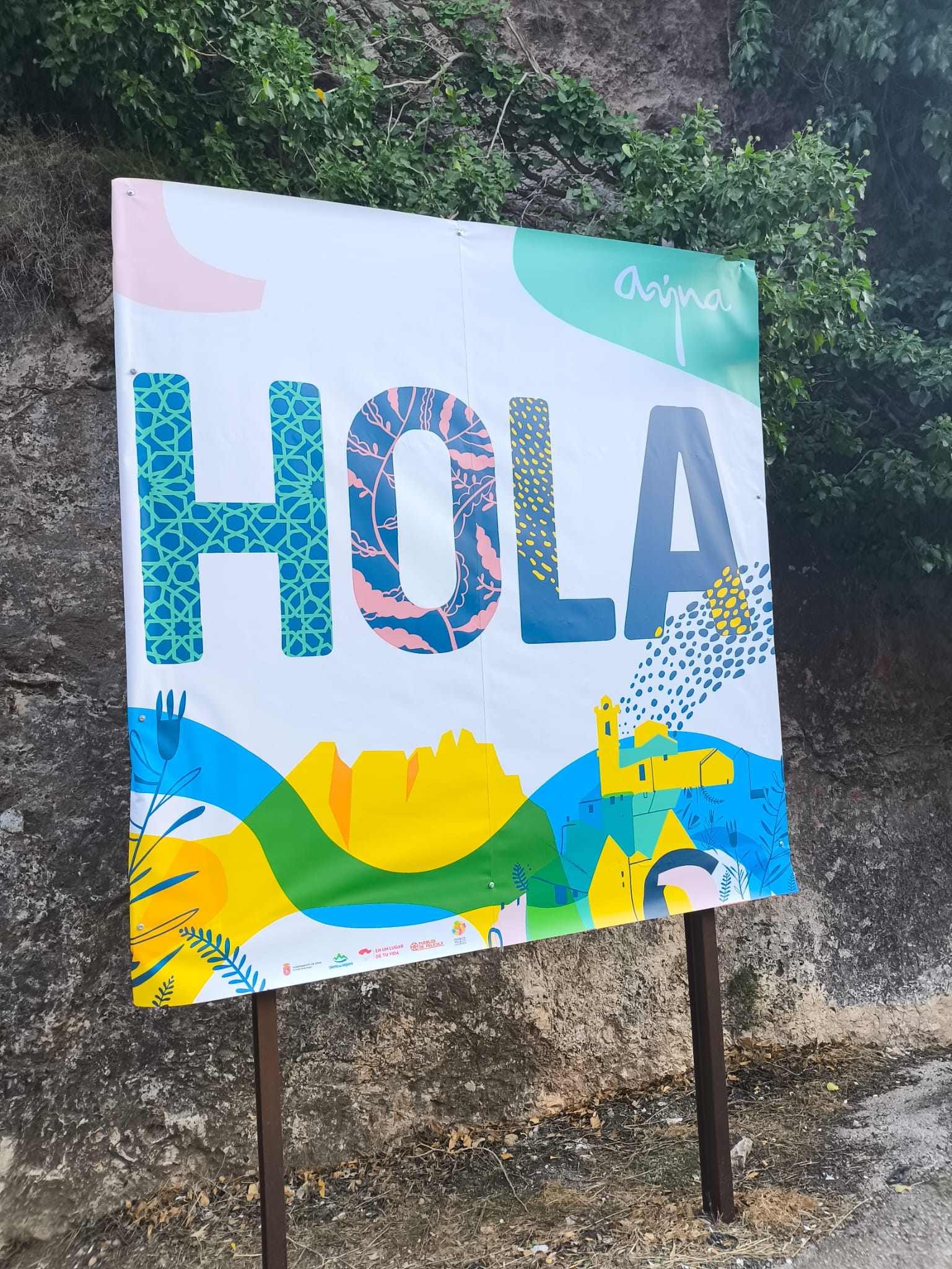 bienvenida a Ayna - HOLA - foto